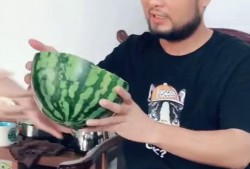 吃瓜配什么bgm,探寻最佳吃瓜背景音乐