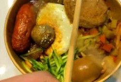 吃瓜牛肉面,吃瓜牛肉面的独特魅力