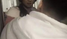 美女吃瓜被抓了