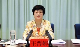 云县李幸吃瓜,吃瓜群众的快乐生活