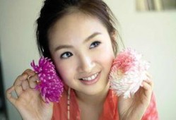 吃瓜女孩姜芯栎