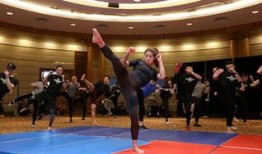 太极拳吃瓜视频,吃瓜群众围观“瓜王”对决