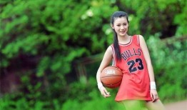 女生篮球博主吃瓜,揭秘篮球圈那些不为人知的幕后故事