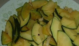 农村吃的护瓜,揭秘农村护瓜的神奇魅力