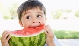 如何看待自己吃瓜,理性看待娱乐圈的喧嚣与平静