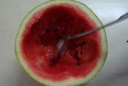 吃瓜昏迷,揭秘背后惊人真相