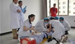 医生的大型吃瓜