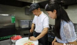 带你吃瓜大厨视频,带你领略“带你吃瓜大厨”的独特魅力